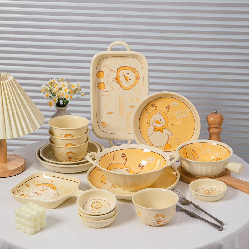 Cream style ceramic tableware set