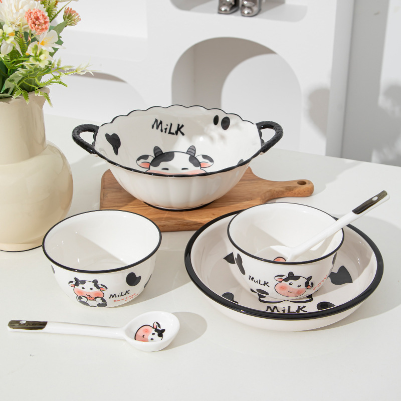 Cartoon children cow bowl and plate combination