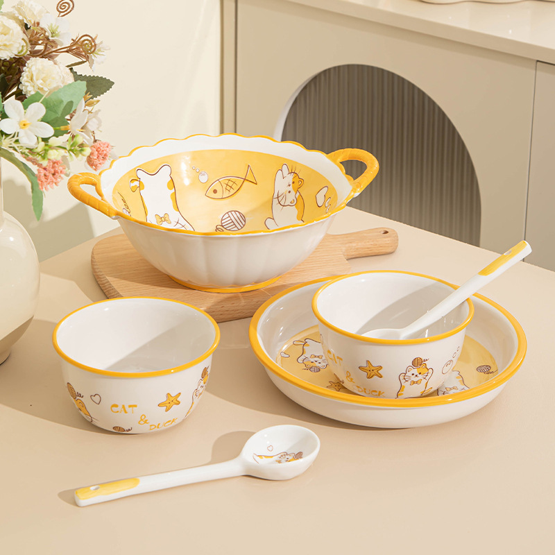 Cartoon cute children's tableware high appearance level