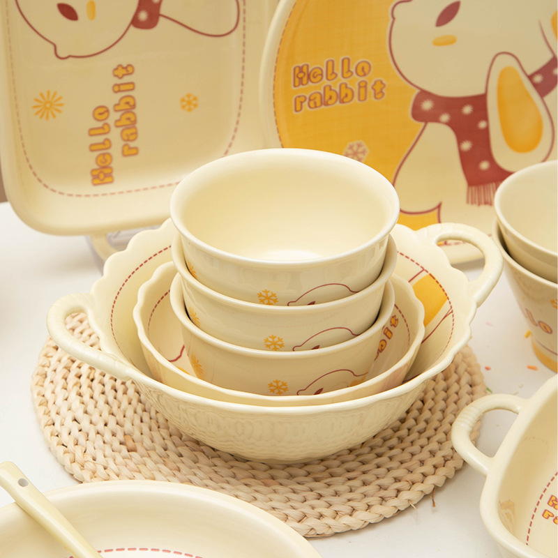 Cream style ceramic dish and cutlery set