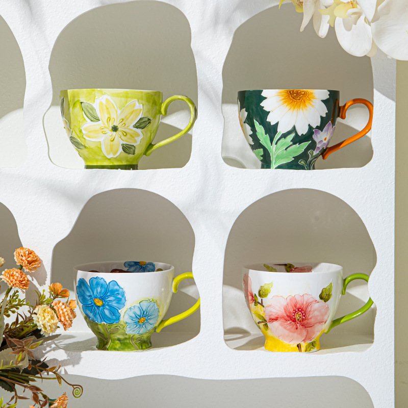 Hand-painted creative floral ceramic mug